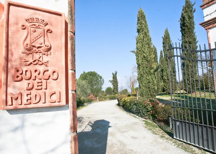 Il Borgo Dei Medici Feriehus Cerreto Guidi